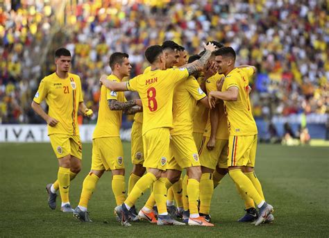 România are primul meci joi program jocurile olimpice | au mai rămas 3 zile până la festivitatea de deschidere a jo de la tokyo, dar competiţia de fotbal începe încă de miercuri, 21 iulie. 2020, anul în care fotbalul românesc revine la Olimpiadă ...