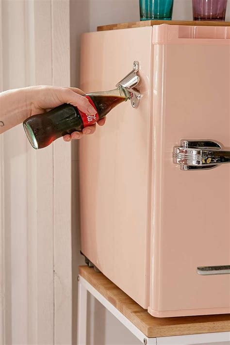 Knock twice and see why more than 1 million people worldwide have chosen lg instaview™ fridges. Mini Refrigerator in 2020 | Mini fridge in bedroom, Fridge ...