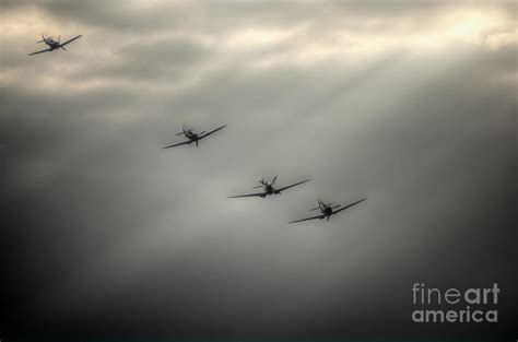 Spitfire Rays Digital Art By Nigel Bangert
