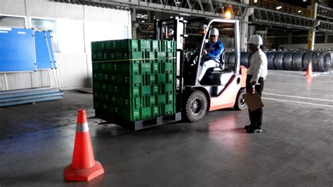 Adheres to all good manufacturing dear sir, greetings forklift operator urgently required for a reputed company in hyderabad. Pelatihan K3 Operator Forklift Inhouse PT Sango, 29 s.d 31 Januari 2019 | Pelatihan Teknik ...