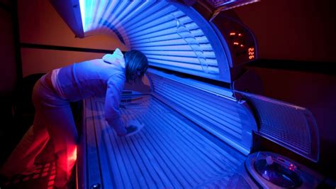 Ont Tanning Bed Ban For Minors Largely Ineffective Study Suggests Cp Com