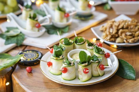 Mini party pies, spring rolls, dim sims, chicken bites, quiches and more! Healthy Holiday Party Finger Food (Dairy & Gluten Free ...