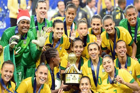 Последние твиты от brasil futebol (@brasilfutebol9). Futebol feminino: Brasil fatura o penta do Torneio ...