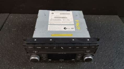2010 Chrysler Sebring Am Fm Dvd Cd Mp3 Player Radio Stereo Receiver Id