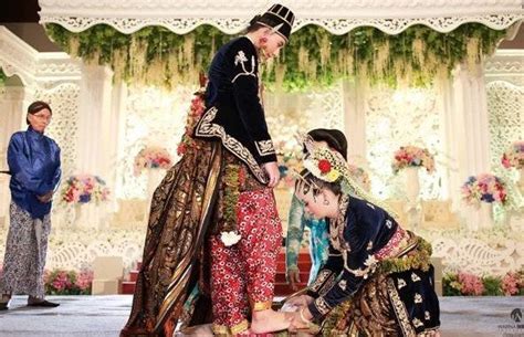 Tahapan Pernikahan Adat Jawa Adat Tengah Pakaian Pernikahan Digelar Tahapan Tradisional