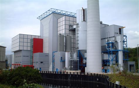 The ecomaine wte plant processes about 175,000 tons of trash a year and, from that process, generates enough steam to create about 100,000. Waste to energy plant | IBH