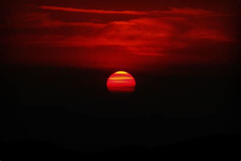 Wallpaper Id 110672 Red Sunset Clouds Free Download