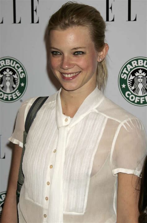 Celebrity Pics Amy Smart