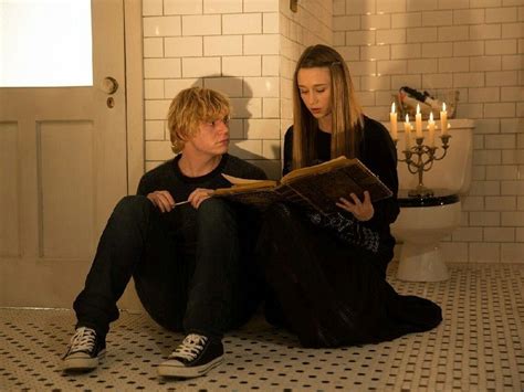 American Horror Story Tate Langdon And Violet Harmon Evan Peters American Horror Story