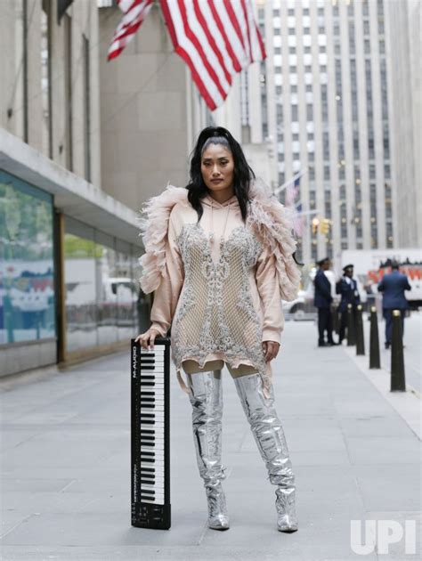 Celebrate a special occasion from a birthday to valentine's day by sending flowers. Chloe Flower performs on the Today Show in New York - UPI.com