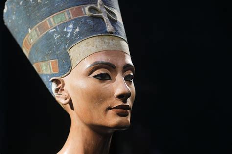 A Mystery Inside King Tuts Tomb Has Nefertiti Been Hiding There For