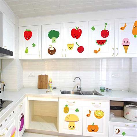 Applying that things will make your kitchen look great decoration, also it might bring a charming and happy atmosphere on your. Do it yourself kitchen wall decor - kitchen art, paintings ...