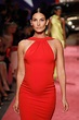 Lily Aldridge Walked the Runway at NYFW 5 Months Pregnant and Looked ...
