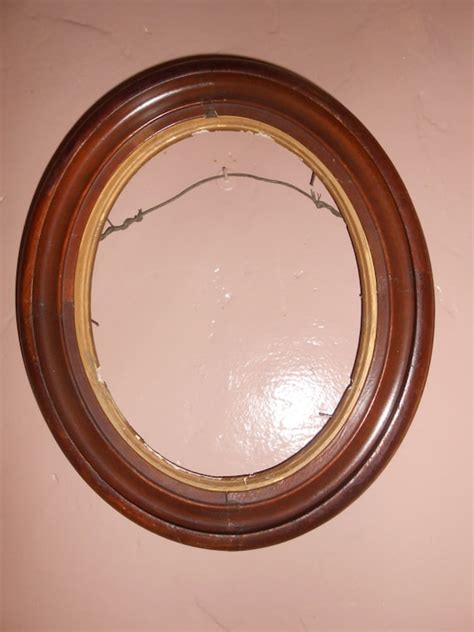 Antique Oval Shape Wood Frame By Ladyg99 On Etsy