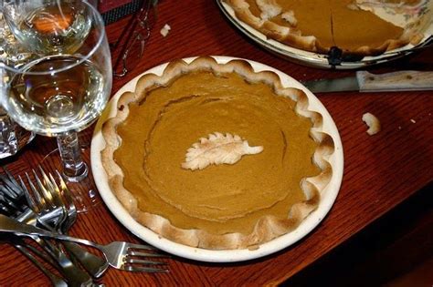 Serve with vanilla ice cream. Traditional Thanksgiving Dishes Arranged by State ...