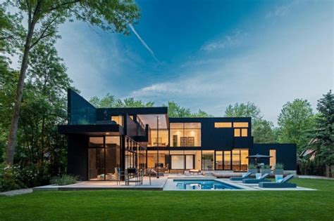 22 Modern Residences With Classy Exterior Designs