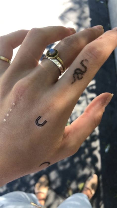 40 Small And Cute Finger Tattoo Designs And Ideas