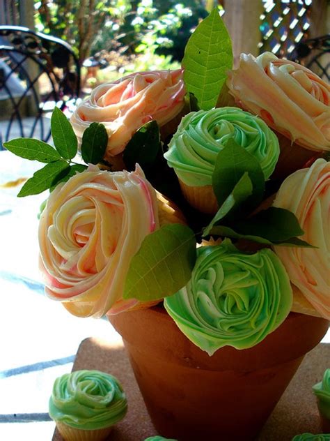 Flower Pot Combo Flower Cupcakes Cupcake Flower Bouquets Cupcake Mix