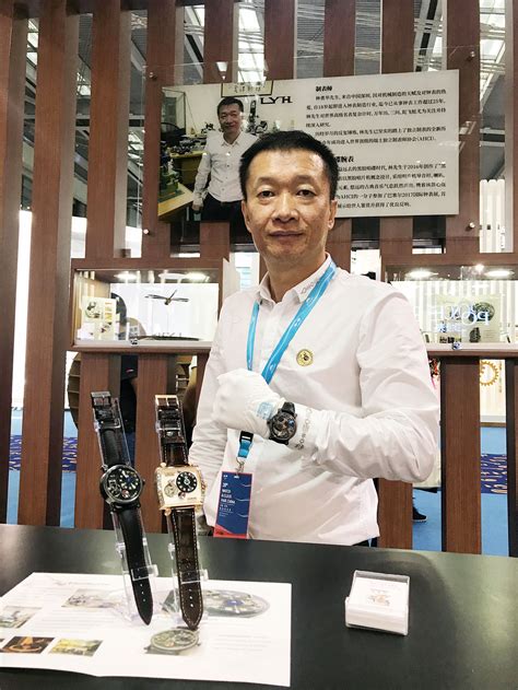 introducing chinese watchmaker lin yong hua and his quirky hand made watches sjx watches