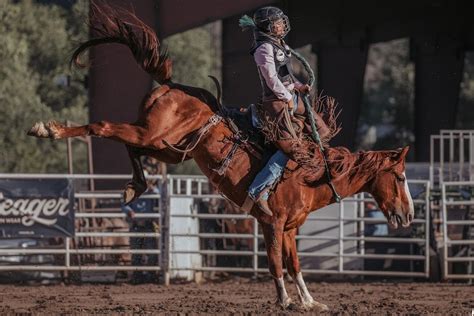 Bronc Riding Australian Women Make History On Us Roughstock Rodeo Tour Abc News