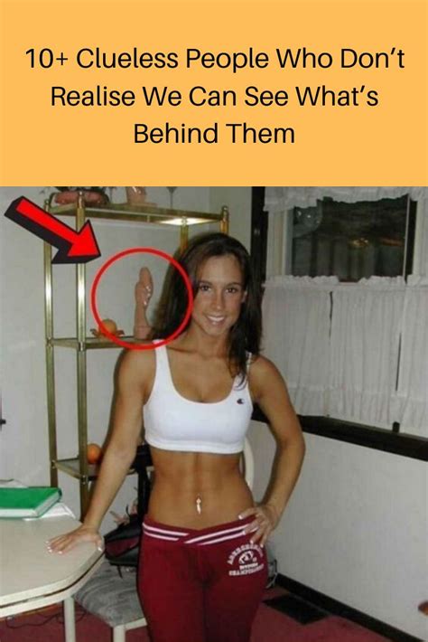 10 Clueless People Who Dont Realise We Can See Whats Behind Them In