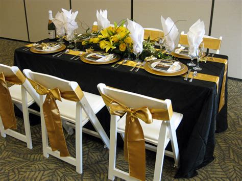 It is best suited for meal functions where the guests are now the area occupied by a single round table of 6' diameter to cover space for gangways and chair is = 28.28 sq. Banquet Tables 6 Foot - Fun Source - Fun Source