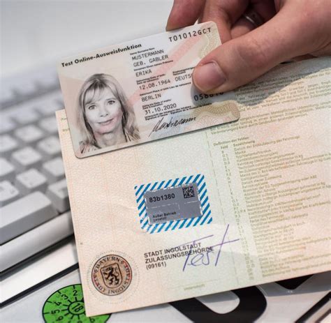 Personalausweis Österreich Rückseite Online Funktion Des Neuen Personalausweises Wird Kaum