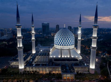 Salam ukhwah dari masjid tun abdul aziz. Mengenal Masjid Sultan Salahuddin Abdul Aziz Selangor