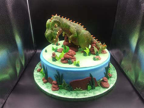 Giganotosaurus Show Cake, Disney Cake, Dinosaur Cake, T-rex cake, Dino Cake, Kids Birthday Cake 