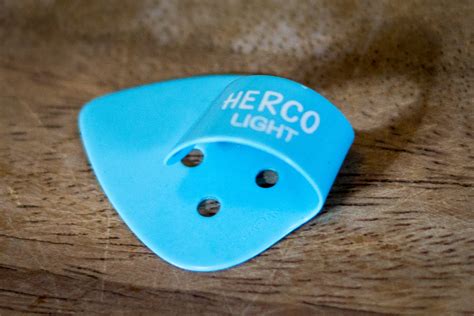 7 Popular Thumb Picks To Mix Up Your Solo Fingerpicking