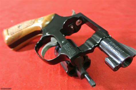 Smith And Wesson Model 37 Airweight 38 Revolver