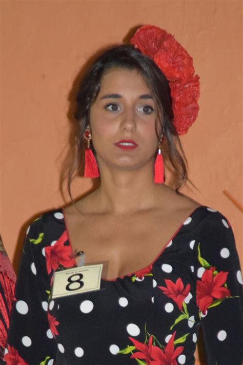 María Tapia Bey Elegante Sandro Feria
