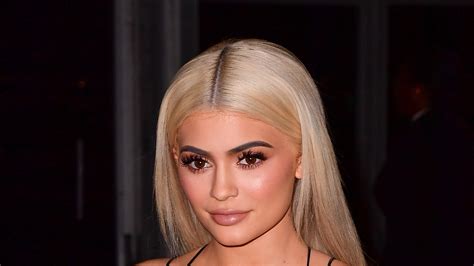 Kylie Jenner Responds To Slut Shaming Comments Perfectly Teen Vogue
