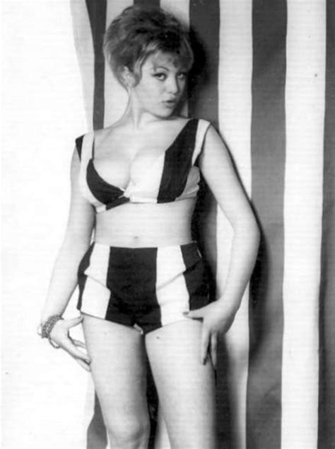 English Classic Blonde Bombshell 40 Glamorous Photos Of Margaret Nolan In The 1960s ~ Vintage