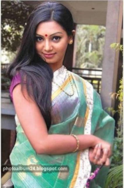 Bangladeshi Tv Actress And Model Sadia Jahan Prova Photo Album 24