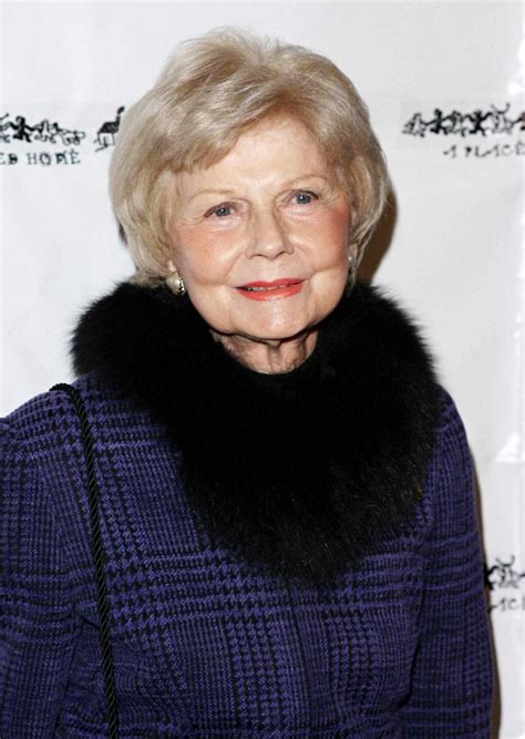 Beloved Tv Star Barbara Billingsley Died At 94