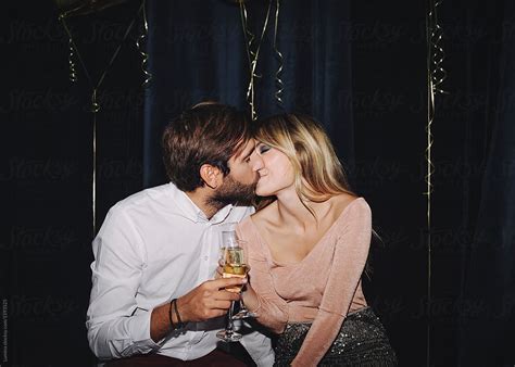 Couple Celebrating New Years Eve Del Colaborador De Stocksy Lumina Stocksy