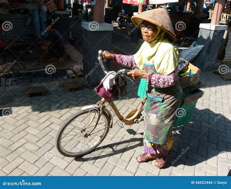 Bicycles Editorial Photo Image Of Vendor People Villagers 66022446