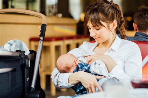 Breastfeeding Hacks 8 Things Every New Mom Needs To Know