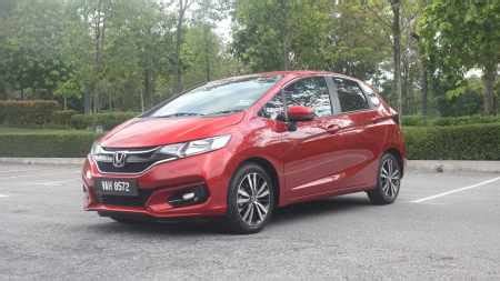 Redesign engine, superior interior materials as well as so forth make the vehicle deserve people's attention. Honda Jazz 2020 Price in Malaysia From RM75300, Reviews ...
