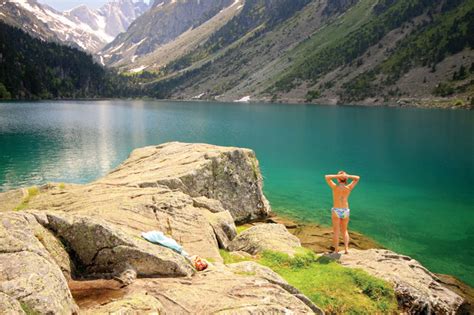 Pyrénées Wild Swimming Outdoors In Rivers Lakes And The Sea