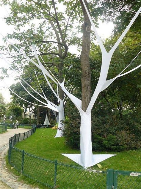 An Artistic Interpretation Of The Tree What Was The Artist Trying To