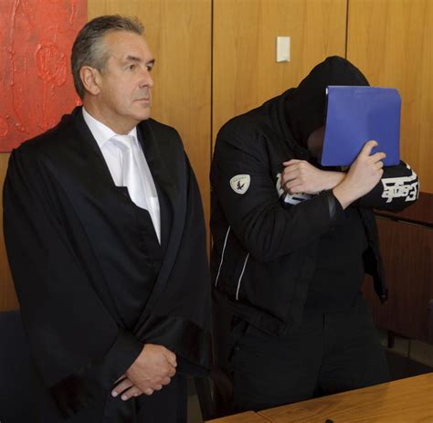 They were dating for 3 years after. Landgericht Hildesheim: Angeklagter gesteht den Mord an ...