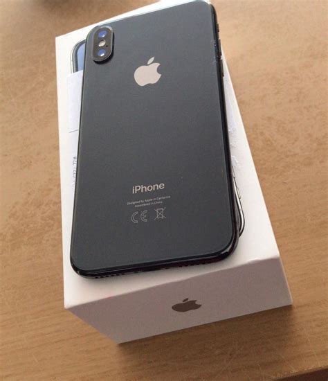 The important point to know about both colors is that they both come with a black front. iPhone X 256GB - Space Color Gray (Unlocked), Wayfaith ...
