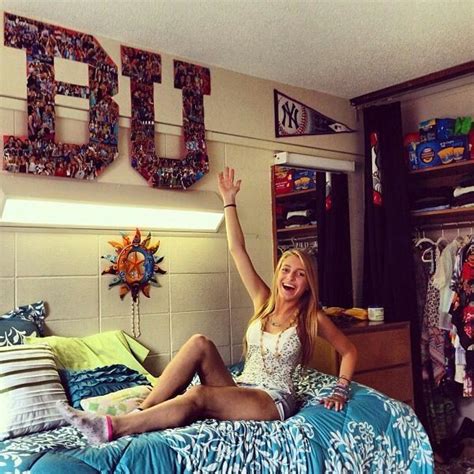 Pin By Maria Feijoo On Dorm Idea College Room College Decor College