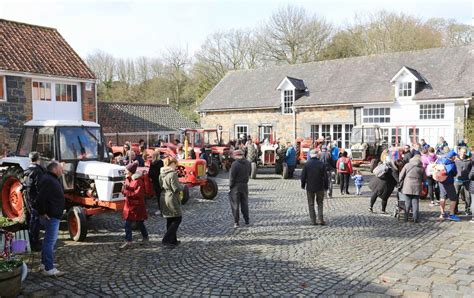 Tractors Draw A Big Crowd Guernsey Press