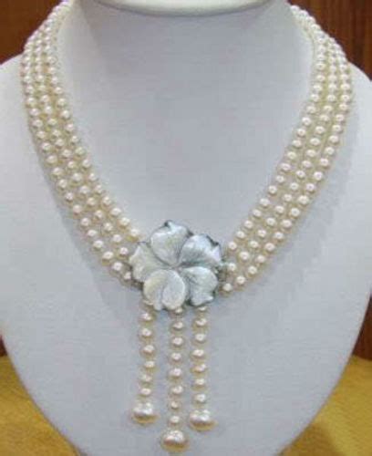 Wonderful7 8mm 3rows Natural White Akoay Cultured Pearl Shell Clasp