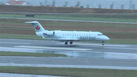 Air Canada Express Bombardier Crj 200er C Gnja Landing In Pdx Youtube