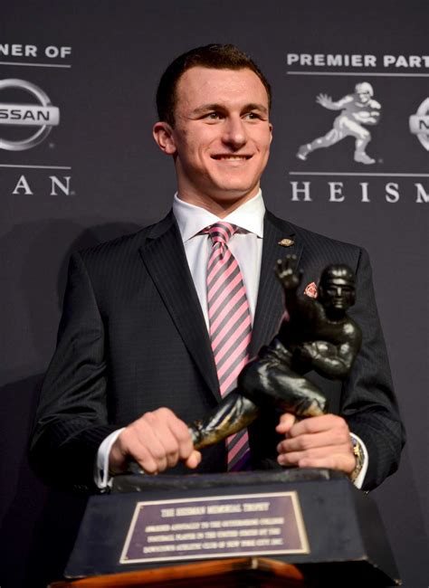 Manziel is first freshman Heisman Trophy winner