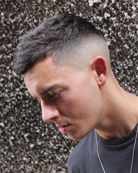 French Crop Fade 2019 Mens Hairstyles Fade Haircut Haircuts For Men